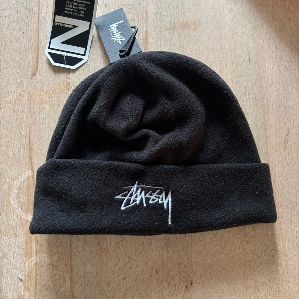 NWT STUSSY BEANIE